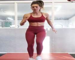 She has an attractive figure with a height of about 5 feet and 10 inches and weight only 58 kilograms. She got such a figure not only for spending hou
